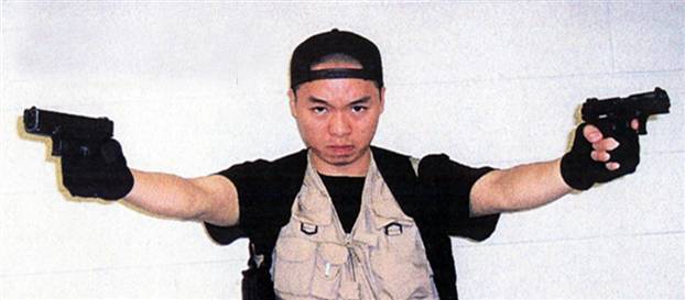 Cho Seung-Hui brazenly poses with his murder weapons